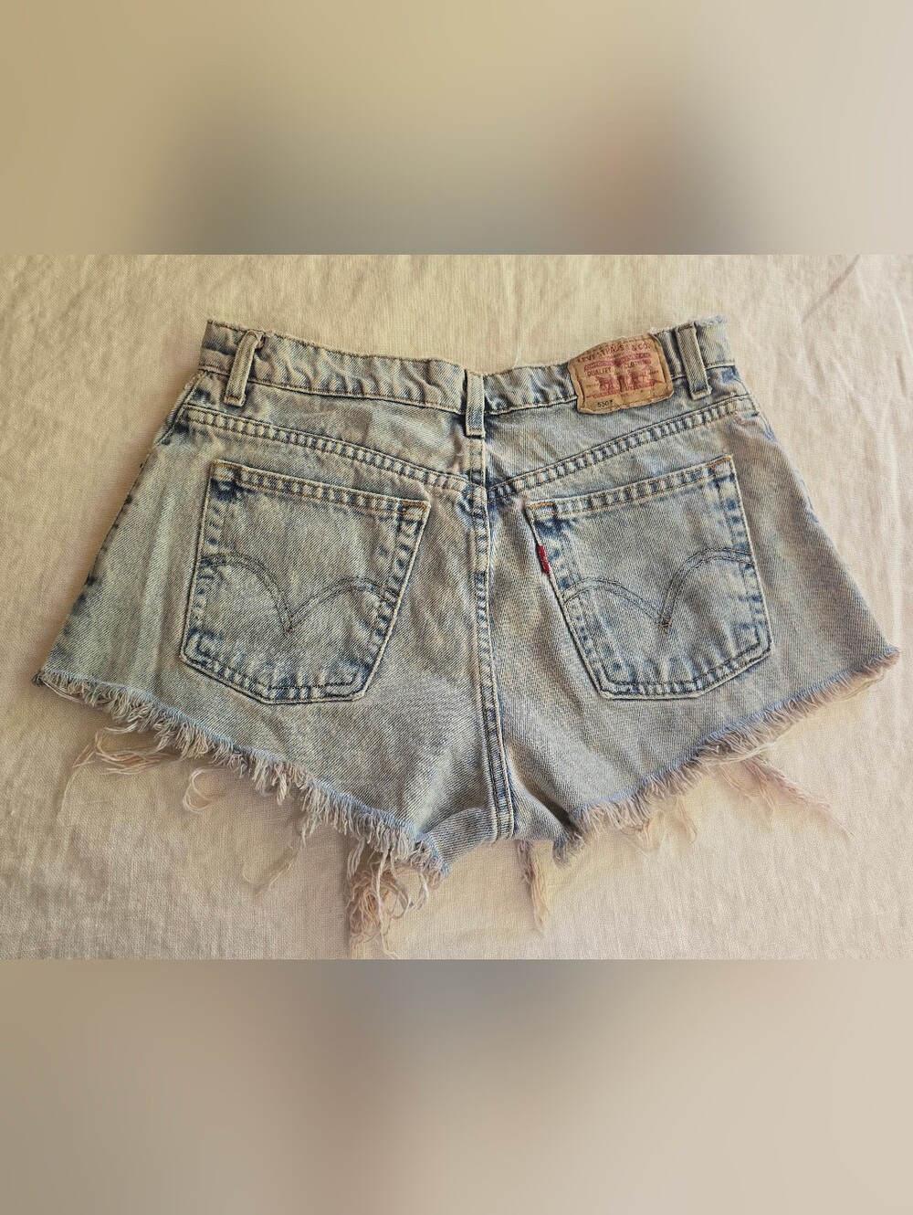 Levi's 550 Pale Blue Frayed Hem Denim Cutoff Shorts NWOT